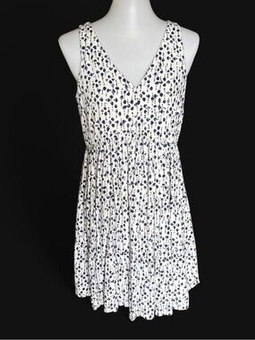 Sleeveless V-Neck White Dress with Navy Dot Print